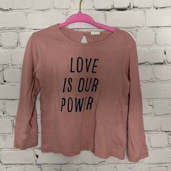 H&M set of 4 soft tees size 2T - Picture 2 of 6